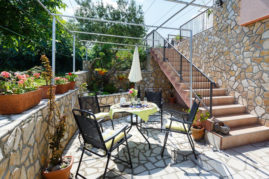 Apartmani Anica ريسيكا المظهر الخارجي الصورة
