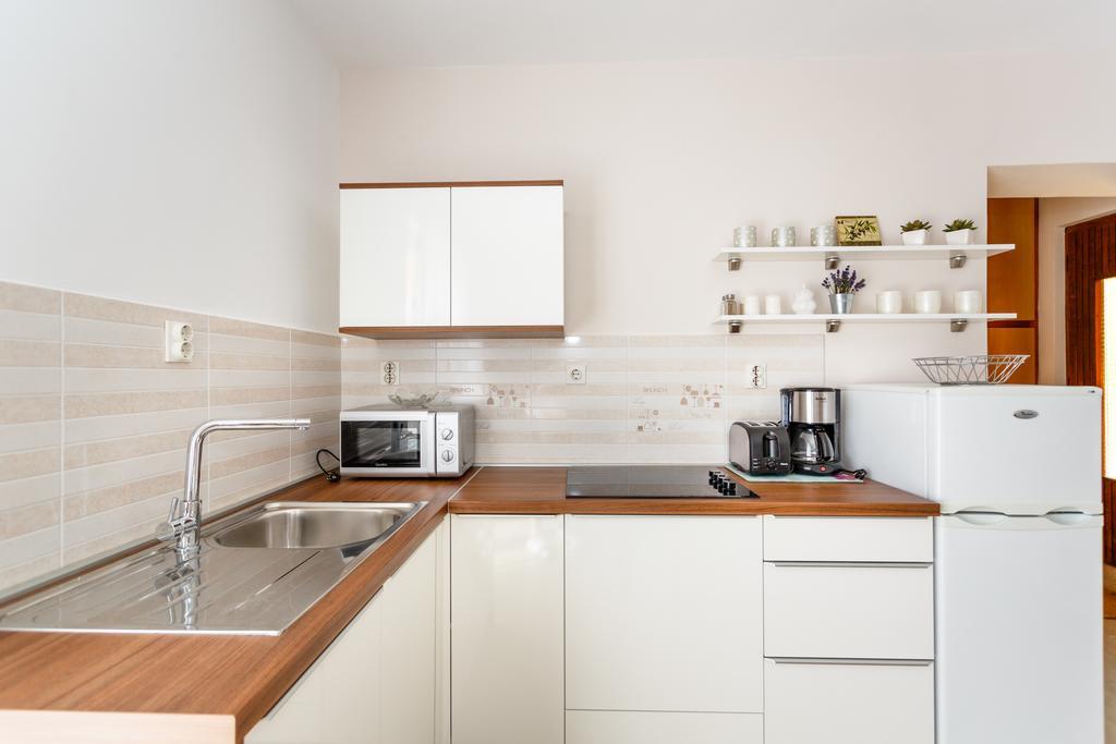 Apartmani Anica ريسيكا المظهر الخارجي الصورة