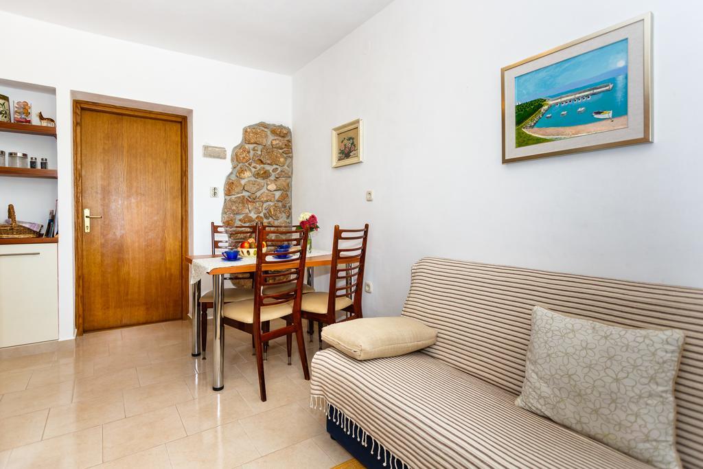 Apartmani Anica ريسيكا المظهر الخارجي الصورة