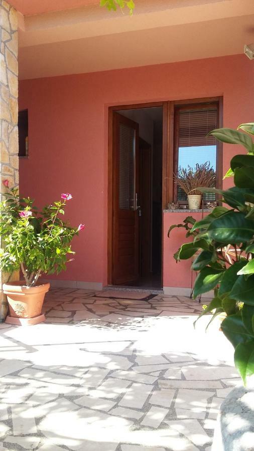 Apartmani Anica ريسيكا المظهر الخارجي الصورة